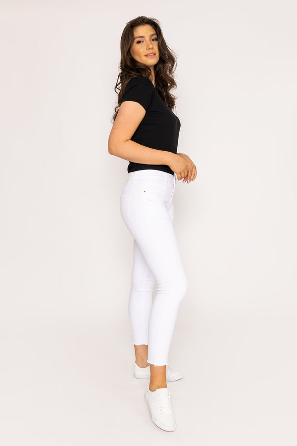 Carraig Donn Frayed Hem Jeans in White