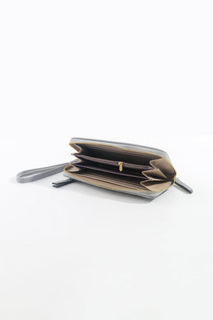 Carraig Donn Front Zip Purse in Grey