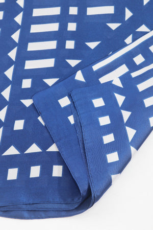 Carraig Donn Geo Neckerchief Scarf in Navy