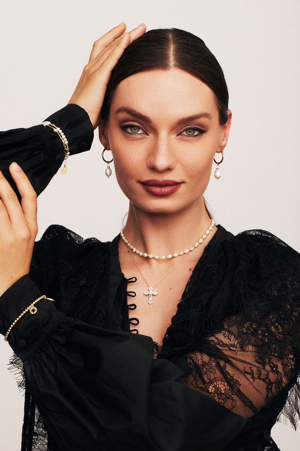 Carraig Donn Gold Cross Necklace