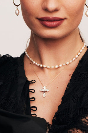 Carraig Donn Gold Cross Necklace