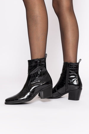 Carraig Donn Grila Boot in Black