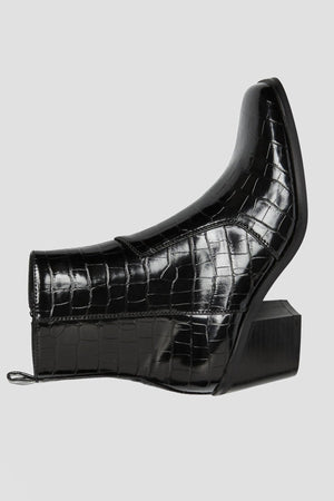 Carraig Donn Grila Boot in Black