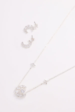 Carraig Donn Heart Pendant Necklace in Silver