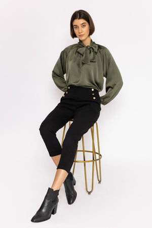Carraig Donn High Waist Trousers in Black