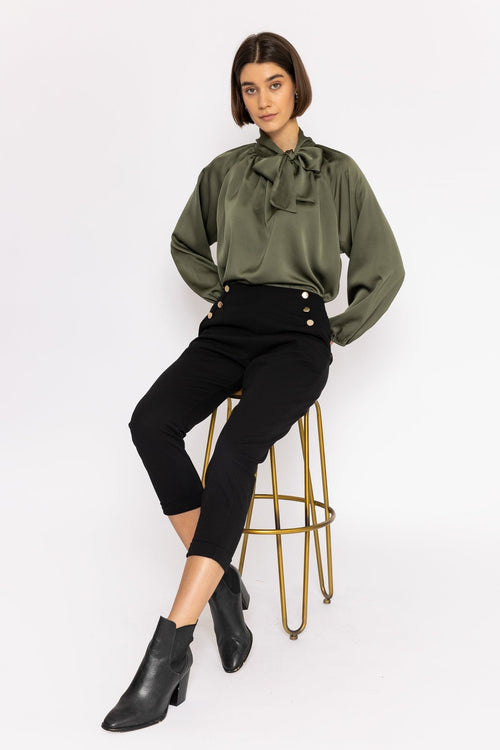 Carraig Donn High Waist Trousers in Black
