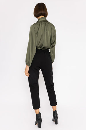 Carraig Donn High Waist Trousers in Black