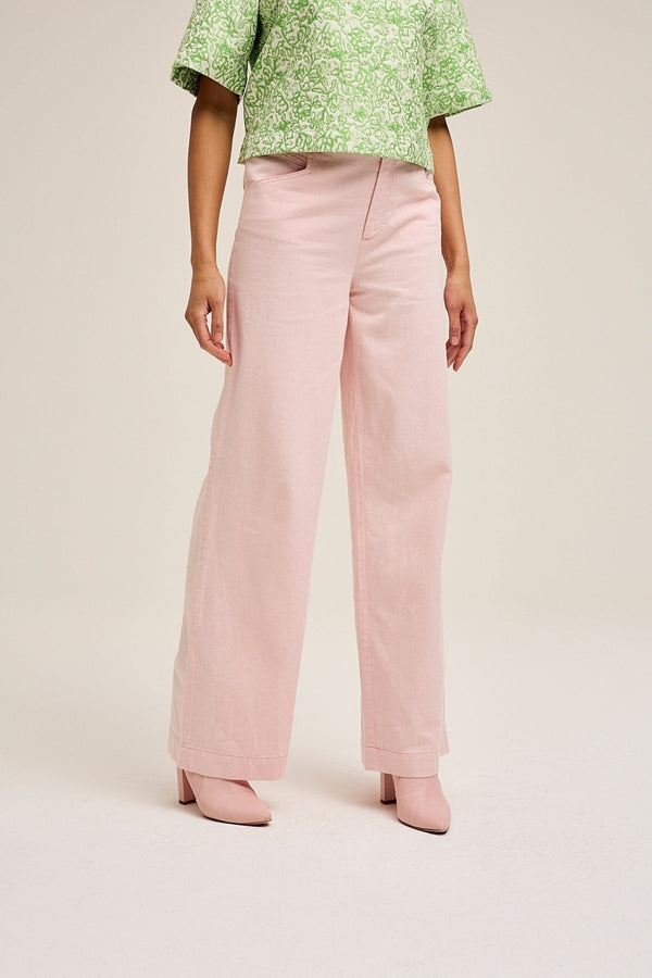 Carraig Donn Jake Wide Leg Jeans in Pink