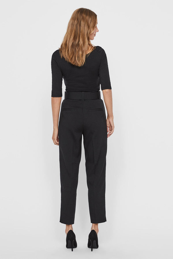 Carraig Donn Julie Carrot Pleat Pants in Black