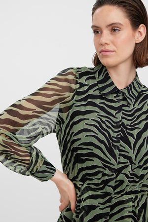 Carraig Donn Kaya Shirt Dress in Green Print