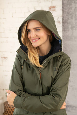 Carraig Donn Kendal Waterproof Raincoat in Forest