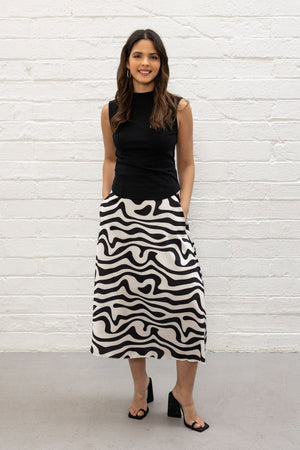 Carraig Donn Khloe Black Top