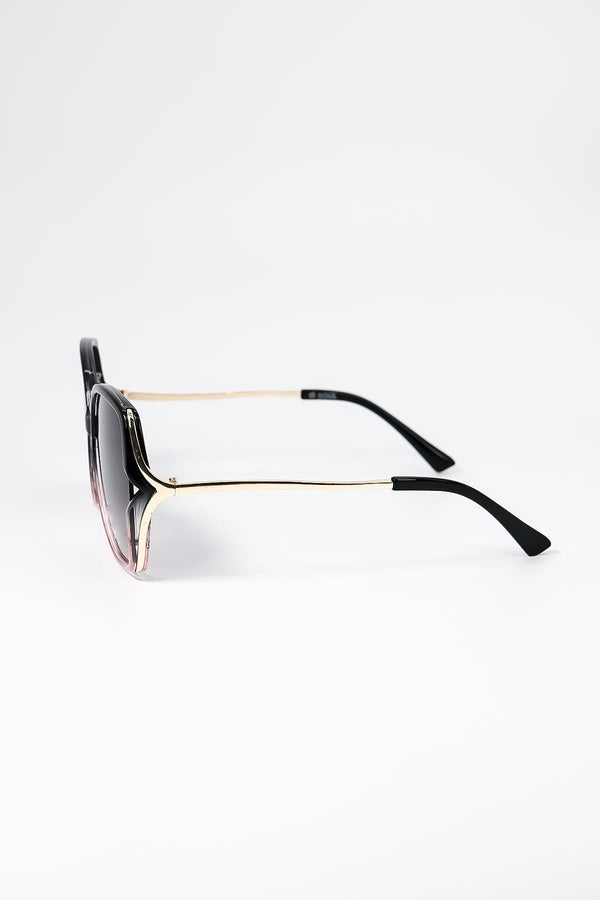 Carraig Donn Large Square Sunglasses in Black