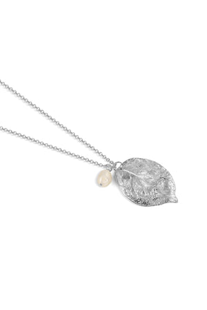 Carraig Donn Leaf Pendant with Baroque Pearl