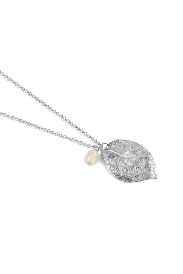 Carraig Donn Leaf Pendant with Baroque Pearl