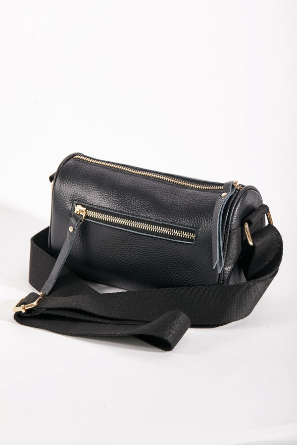Carraig Donn Leather Cross Body in Black