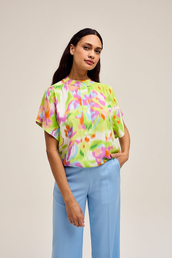 Carraig Donn Ledo Blouse in Green Print