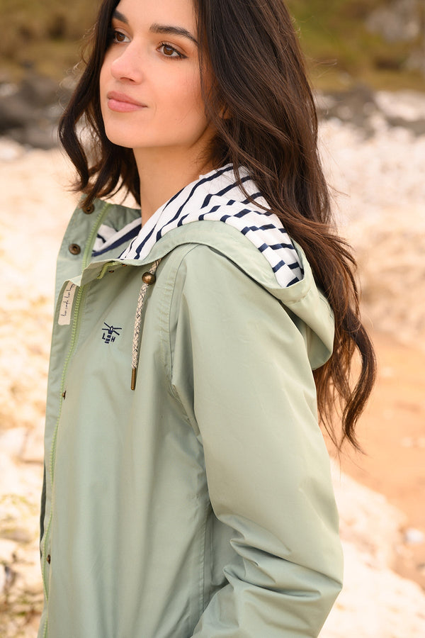 Carraig Donn Long Beachcomber Jacket in Pistachio