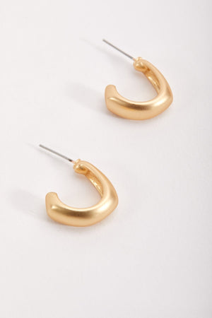 Carraig Donn Matte Structured Hoop Earrings