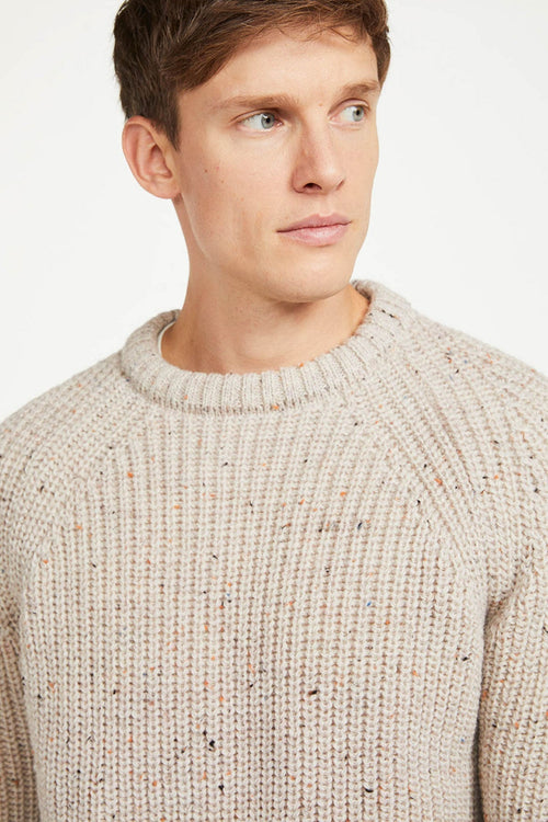 Carraig Donn Men's Crew Neck Raglan Sweater in Beige