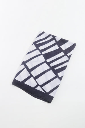 Carraig Donn Mono Print Scarf in Black
