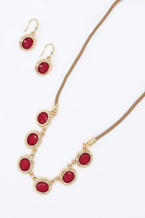 Carraig Donn Multi Stone Necklace in Red