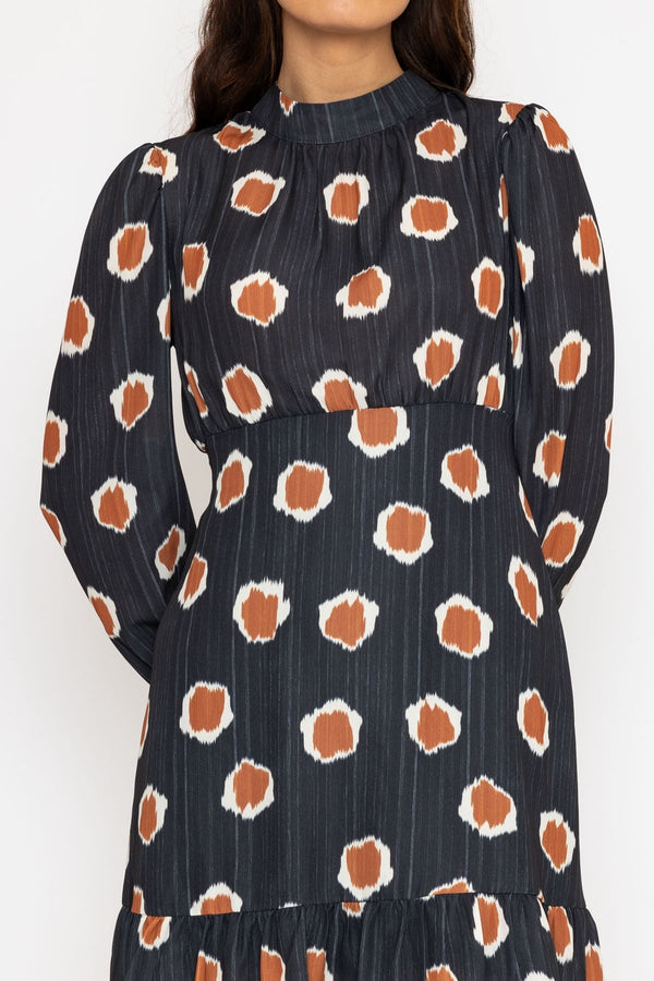 Carraig Donn Nadia Mini Dress in Black Print