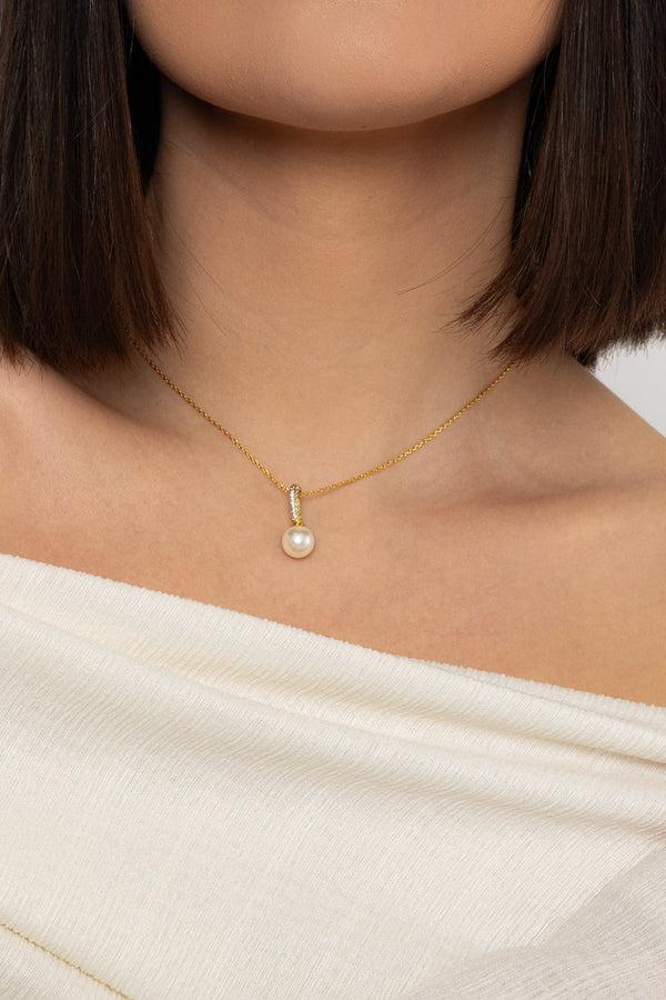 Carraig Donn Nalani Gold Pearl Pendant Necklace