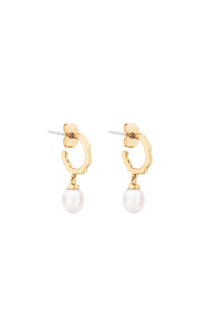 Carraig Donn Natural Pearl Hoop Earrings