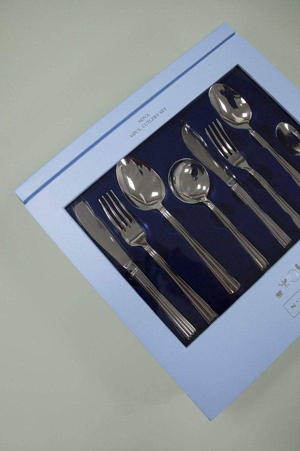 Carraig Donn Newbridge Nova 44 Piece Cutlery Gift Pack