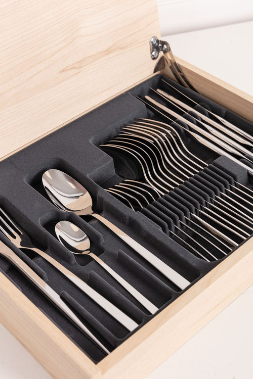 Carraig Donn Nomo 24 Piece Cutlery Canteen