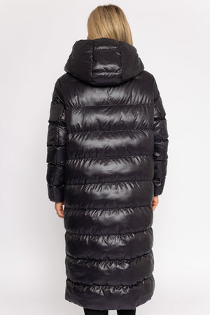 Carraig Donn Padded Puffer Coat in Black