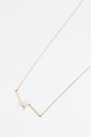 Carraig Donn Pearl and Bar Pendant Necklace