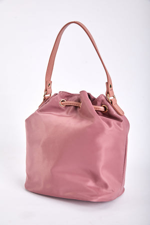 Carraig Donn Petite Bucket Bag in Pink