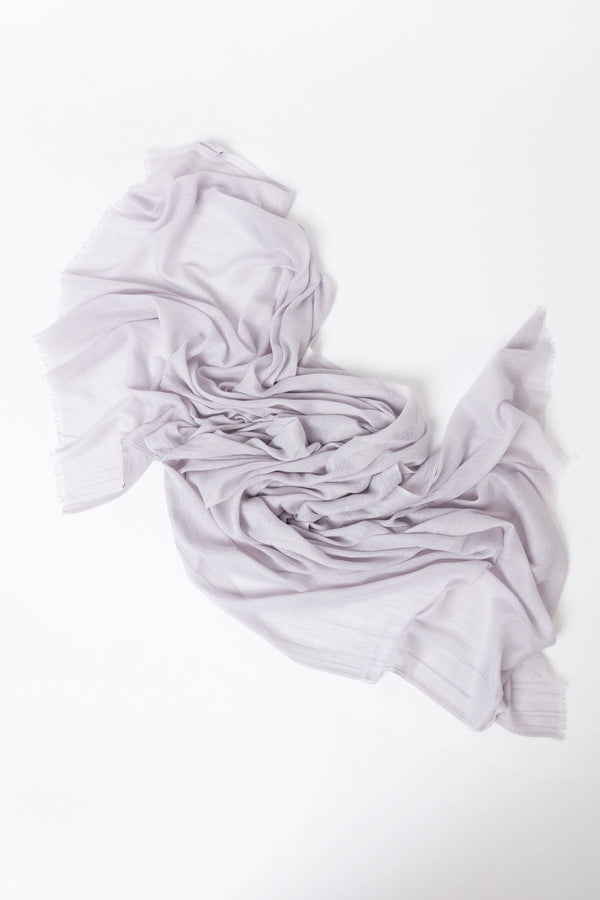 Carraig Donn Plain Scarf in Silver