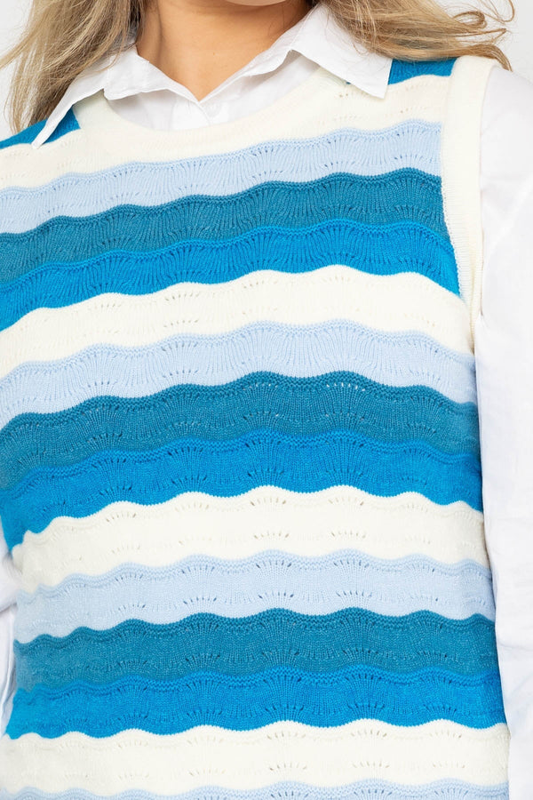 Carraig Donn Pointelle Vest in Blue