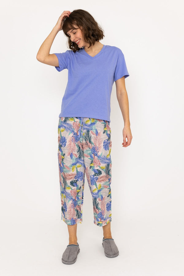 Carraig Donn Pyjama Top and 3/4 Bottoms in Purple