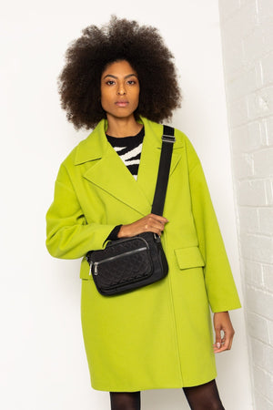 Carraig Donn Quilted Front Camera Bag in Black