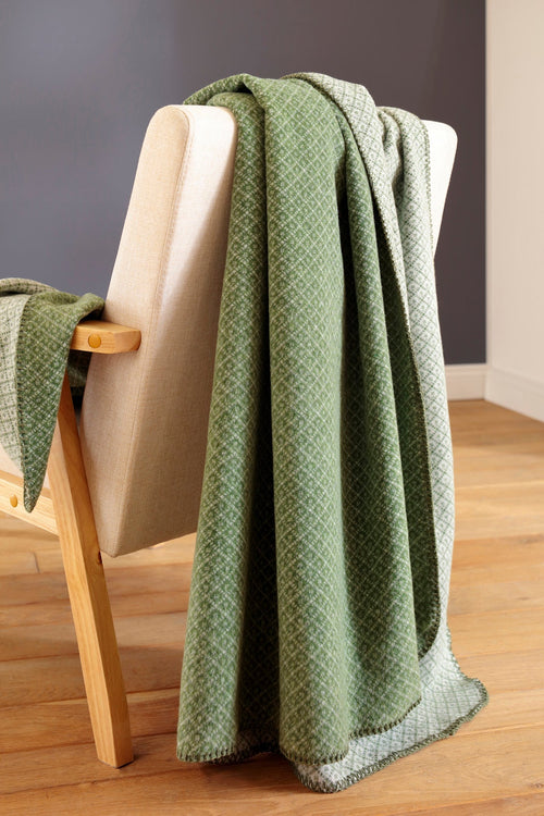 Recover Tiny Diamond Throw 150x200cm in Green