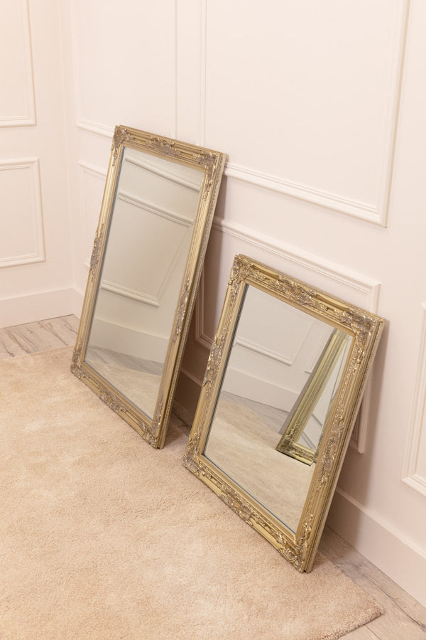 Carraig Donn Rectangular Silver Wall Mirror