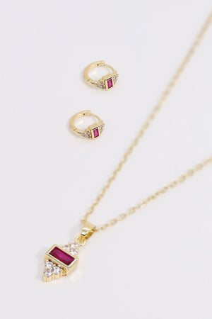 Carraig Donn Red Stone Necklace