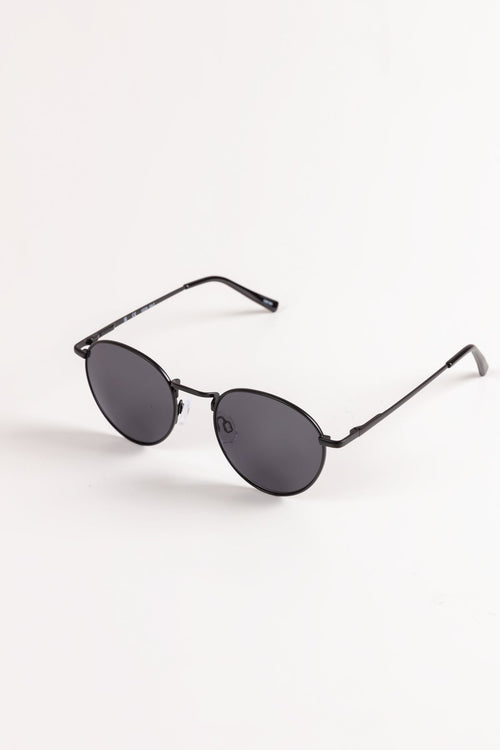 Round Frame Sunglasses in Black
