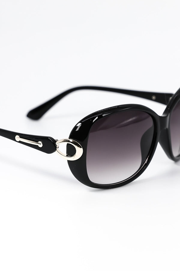 Carraig Donn Round Lens Sunglasses with Arm Detail