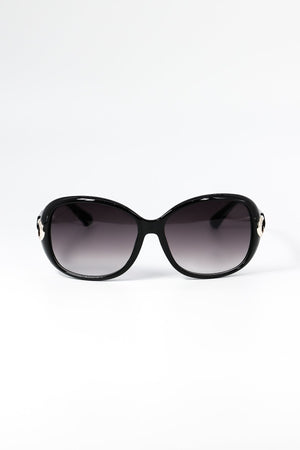 Carraig Donn Round Lens Sunglasses with Arm Detail
