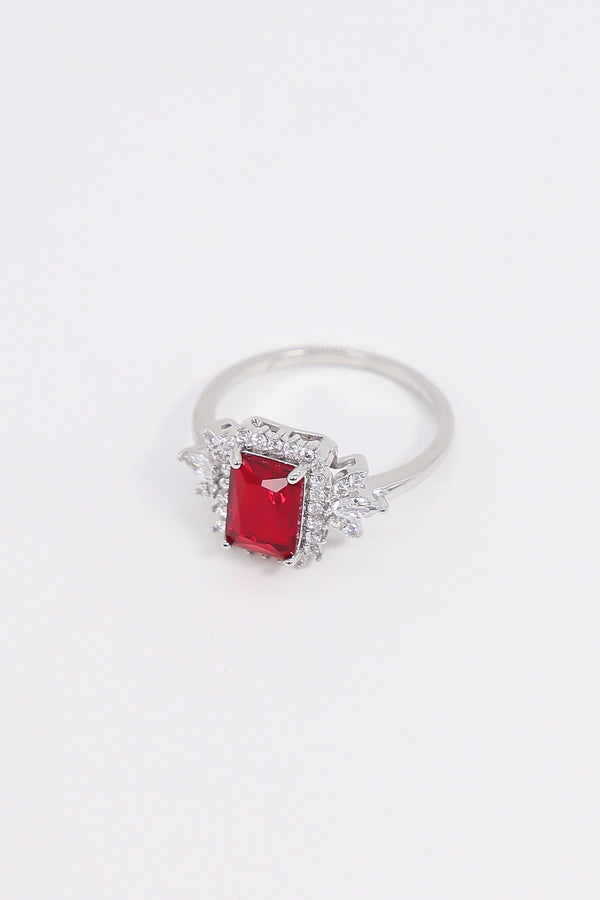 Carraig Donn Ruby Closed Ring Size 7