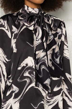 Carraig Donn Sasha Blouse in Black