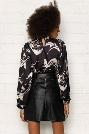 Carraig Donn Sasha Blouse in Black