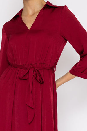 Carraig Donn Satin V-Neck Dress in Burgundy