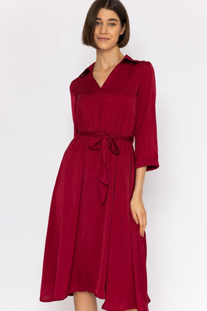 Carraig Donn Satin V-Neck Dress in Burgundy
