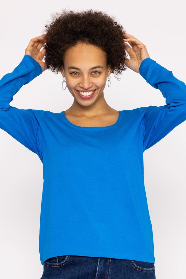 Carraig Donn Scoop Neck Tee in Cobalt